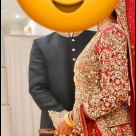 Wedding dress - Picture 5 of 8